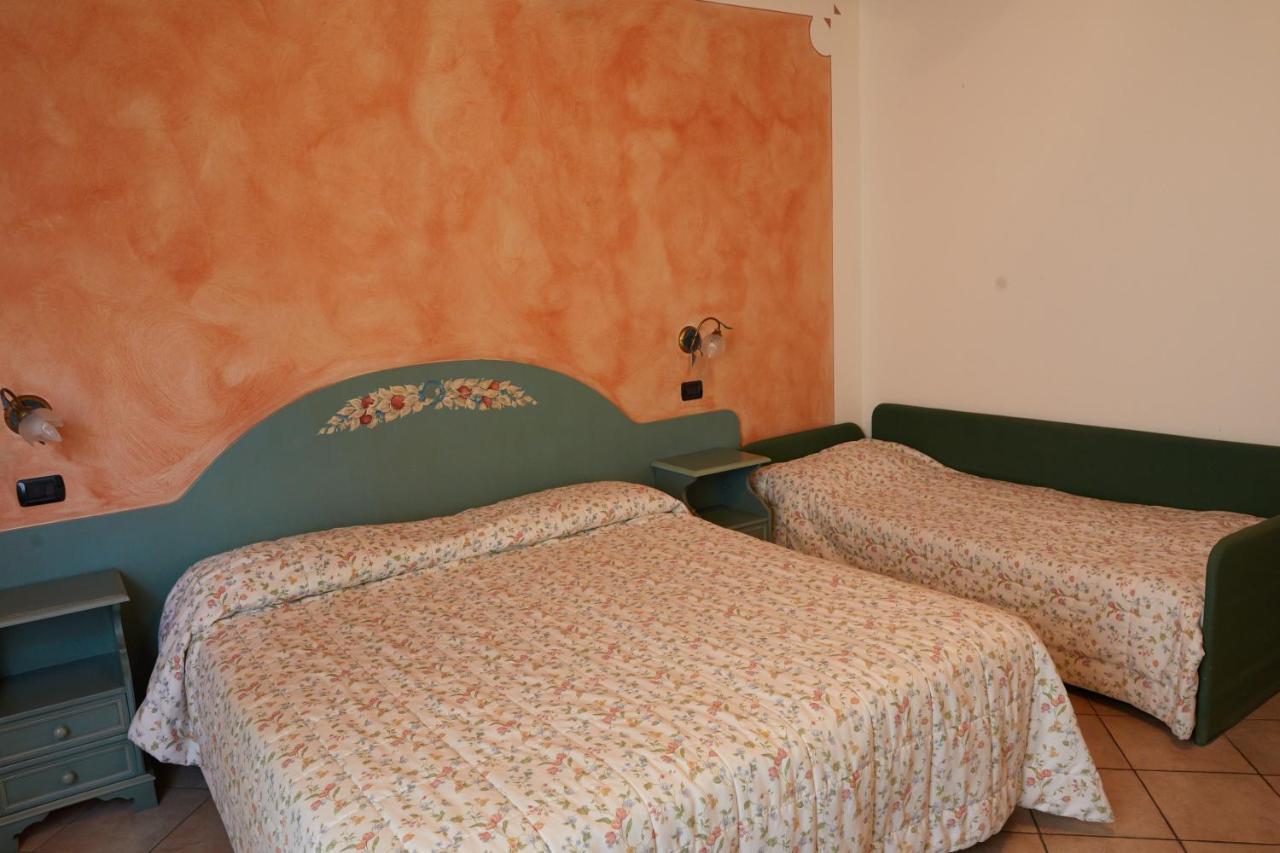 Agriturismo Roeno Belluno Veronese ภายนอก รูปภาพ
